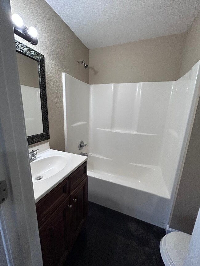 Photo - 2414 Boydston St