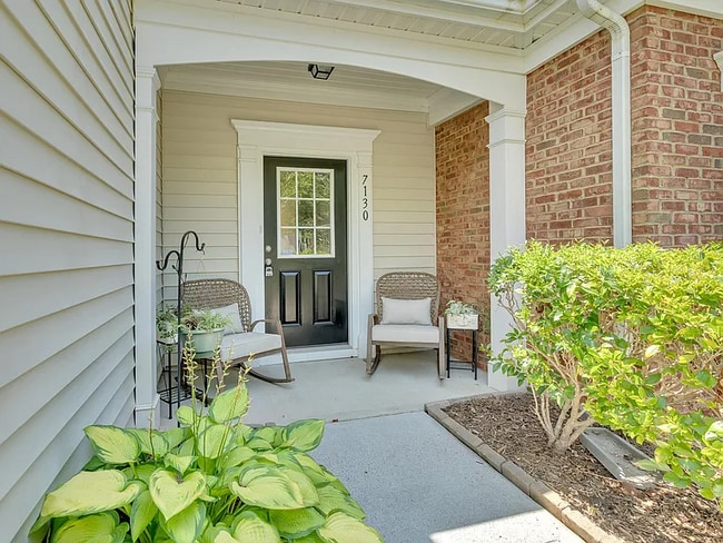 Photo - 7130 Racine Way