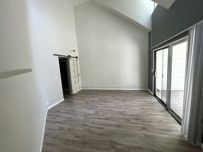 Photo - 2601 Willowbrook Ln