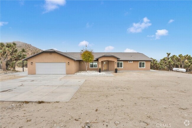Building Photo - 2128 Pheasant Rd Rental