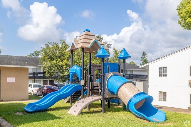 Ashton Park Apartments