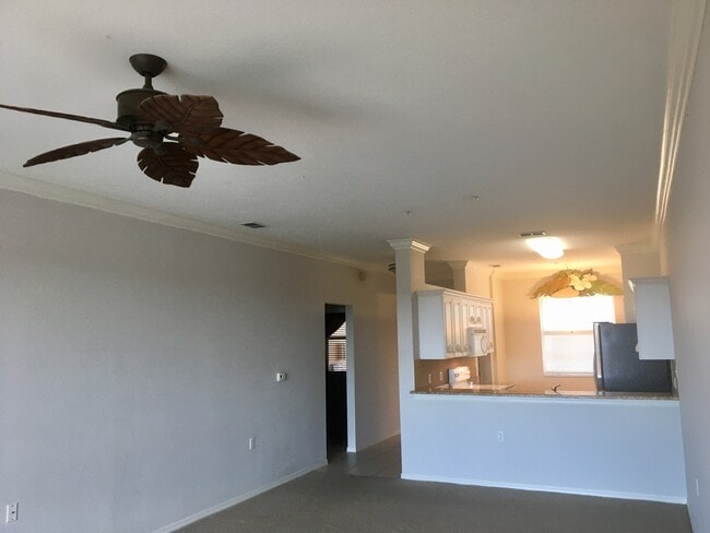 Photo - 8550 Kingbird Loop