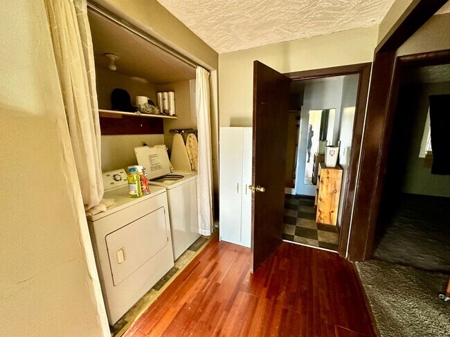 Photo - 34420 Thorpe Ct Unidad 2