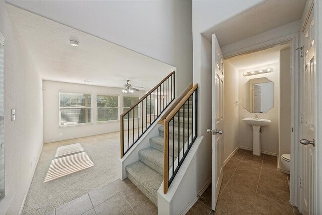 Photo - 3500 Savage Springs Dr
