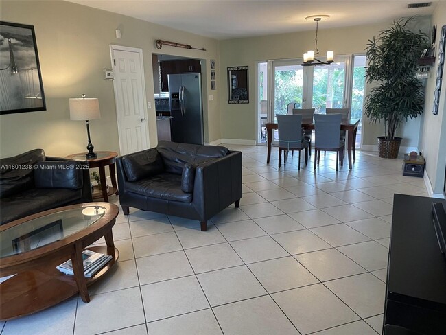 Photo - 14825 NE 9th Ct