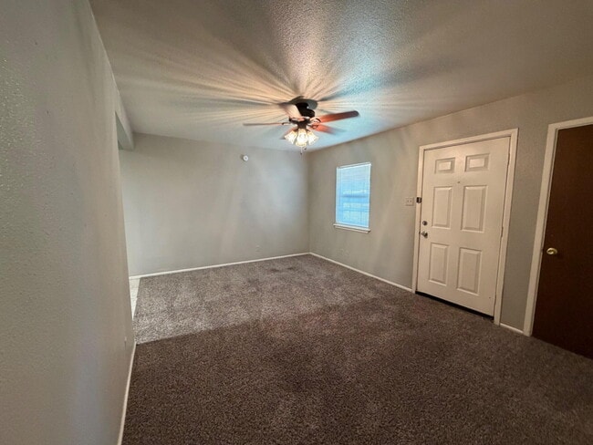 Photo - 4608 Belton Ave