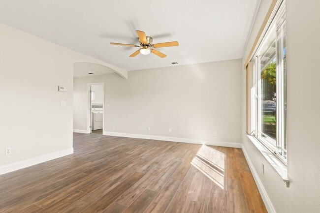 Photo - Beautifully Renovated Hayward Home w/ Spacious Yard & Laundry
