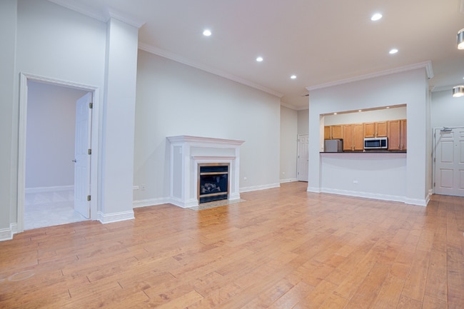 Photo - 1781 Tudor Ln Unidad 308