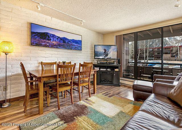 Photo - 313 Vine St Unidad 313