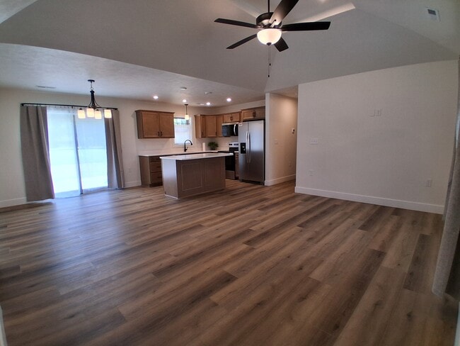 Photo - 1453 W Todd Ln