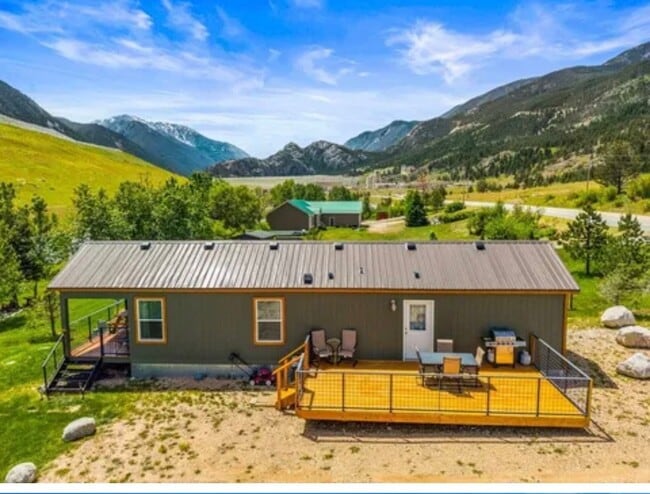 2493 Nye Rd