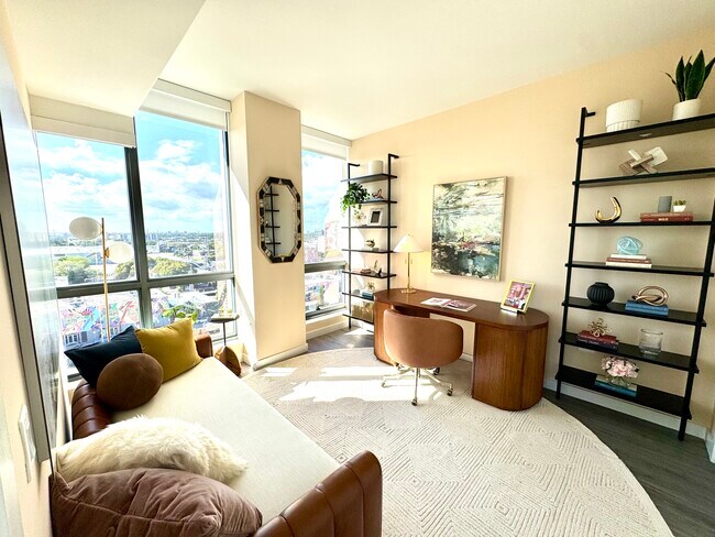 Photo - 1940 NW 2nd Ct Unit B12