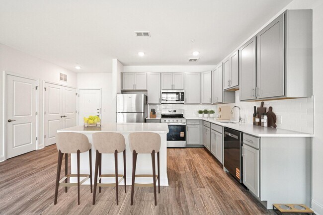 Laurel Green Apartments