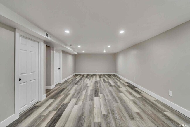 Photo - 4569 Carnegie Tech St