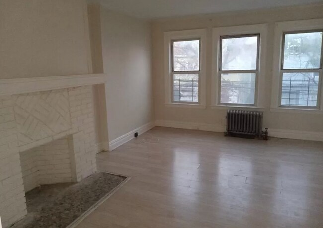 Photo - 133 Isabella Ave Unit 3