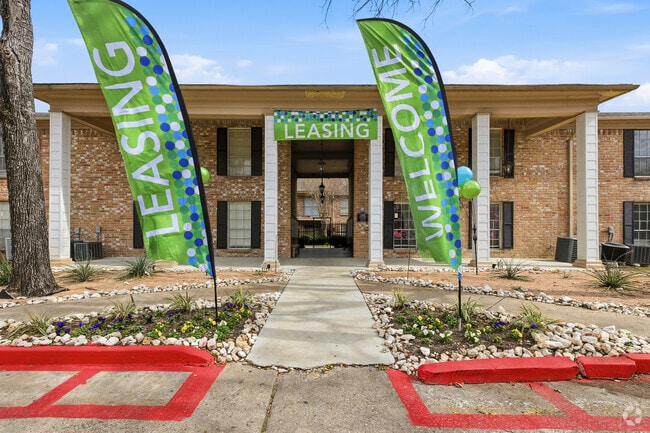 Building Photo - 8801 Glencrest Management Co LLC