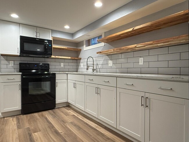 Photo - 11910 E 10th Ave