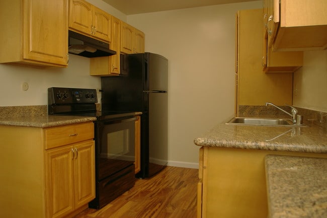 Photo - Portofino Apartments