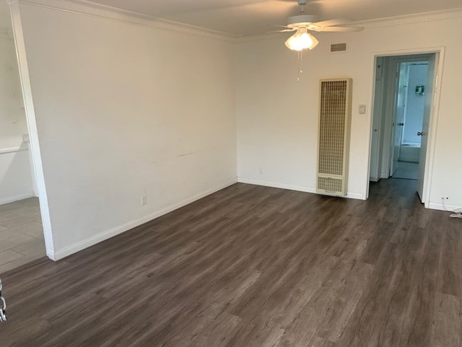 Photo - 8270 Norton Ave Unidad 1