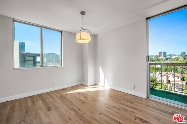 Photo - 10751 Wilshire Blvd Unidad 909