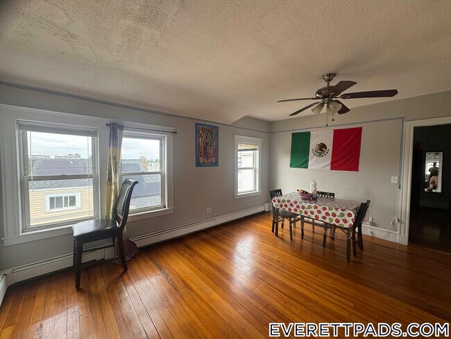 38 Winslow St Unit 3