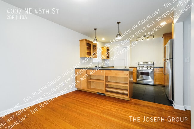 Photo - 4007 NE 45th St