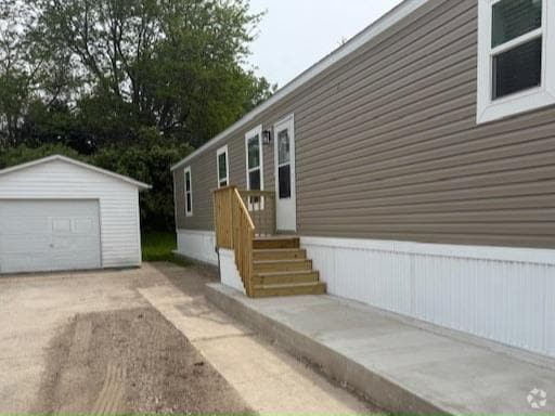 Building Photo - 9 Bel-Aire Dr Rental