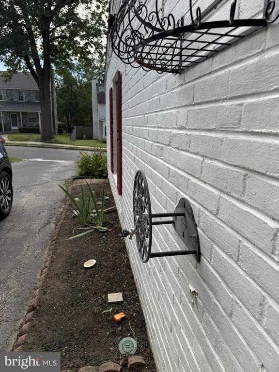 635 Lukens Ave