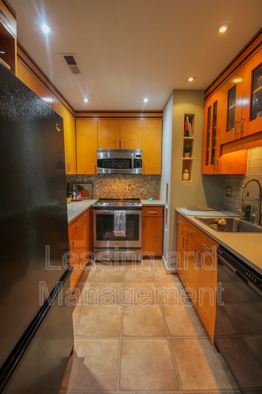 Photo - 5 Town Park Ln