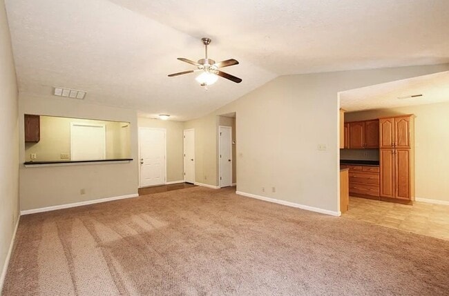 2604 Wildflower Ln SW