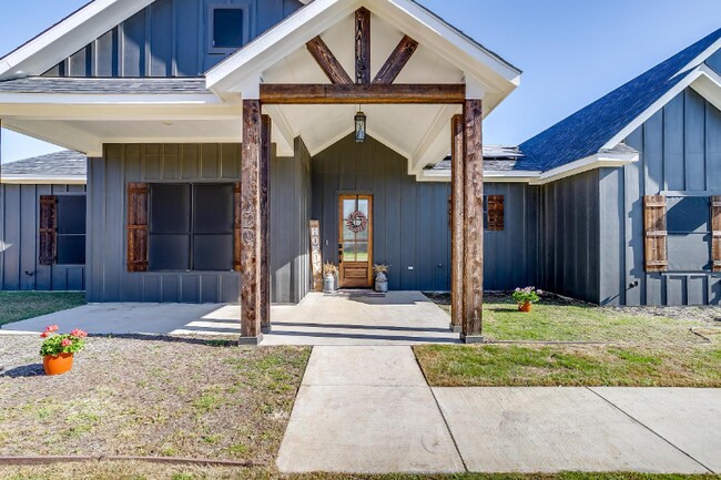 Photo - 120 Cochran Rd