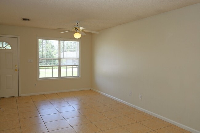 Photo - 6104 Vinnie Dr Unit C