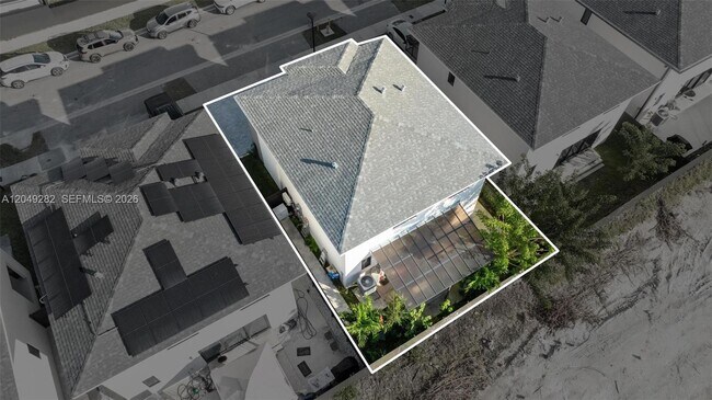 275 NW 13th Pl