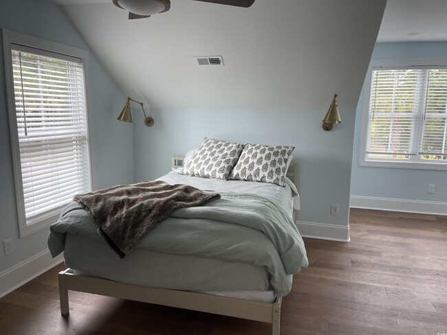 Building Photo - 409 Rosebank Rd Rental
