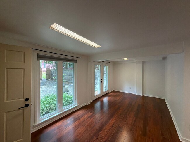 Photo - 213 S Summit Ave Unit 213 S Summit Avenue