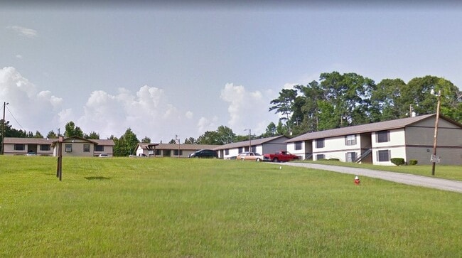 Photo - 668 E Rev Martin Luther King Jr Blvd Apartamento