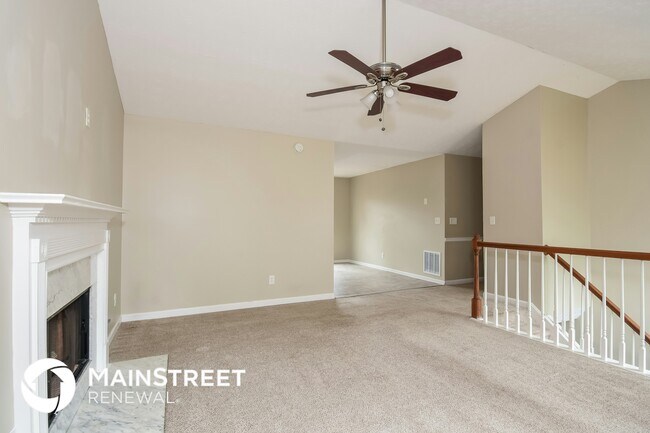 Photo - 162 Aztec Way SE