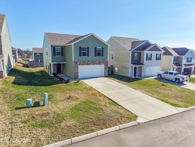 Photo - 228 Belle court