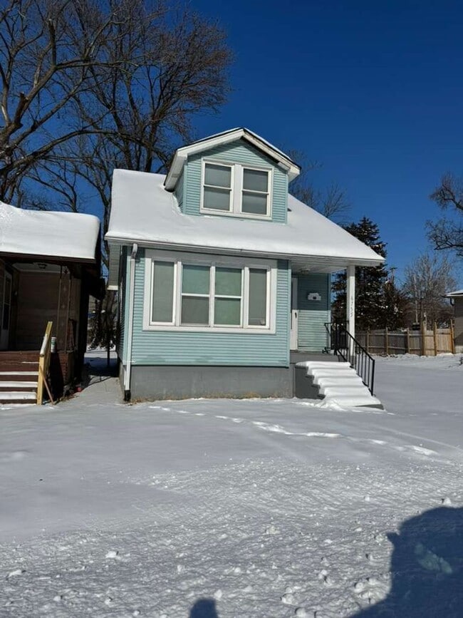 Building Photo - Spacious 2 Bedroom Home for Rent – Updated & Move-In Ready!