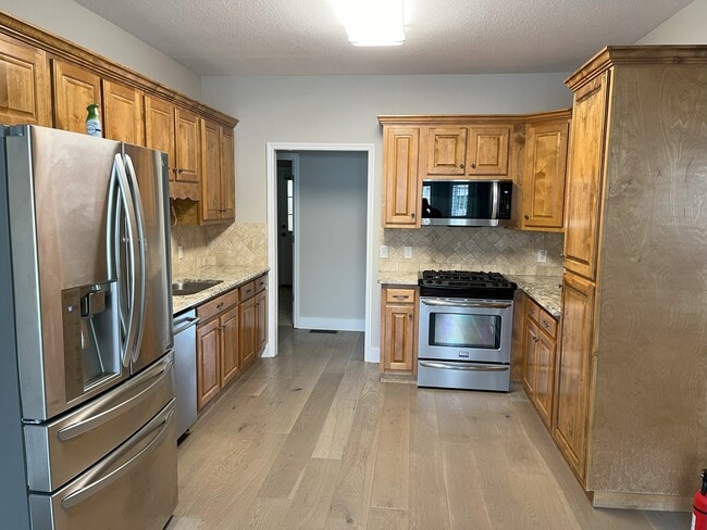 Photo - 7629 Prince Dr
