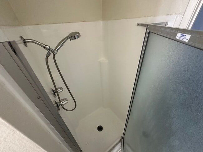 Photo - Top-Floor Corner Unit | 3BR in Cross Creek Village, Playa del Rey Unidad D3051