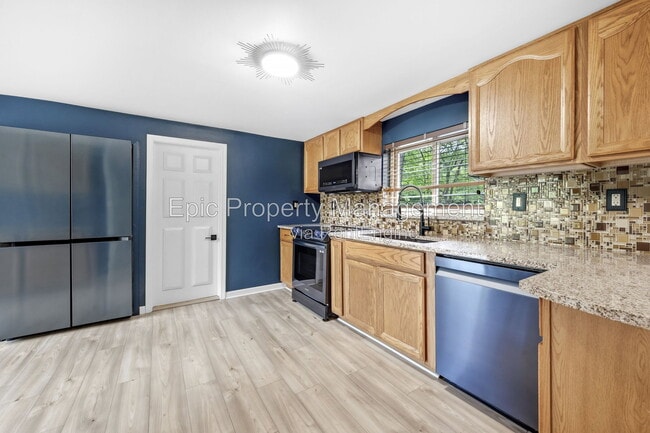 Photo - 3185 Shimmons Rd