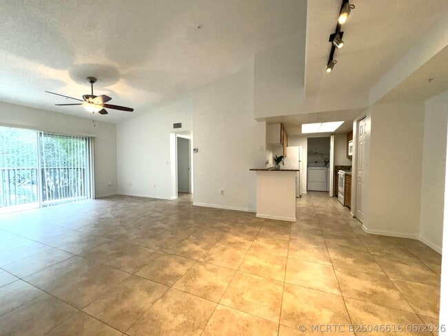 Photo - 1300 Crestwood Ct S Unit 1309