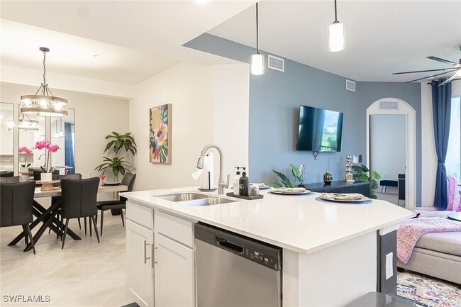 Photo - 5749 Double Eagle Cir Unit 4528