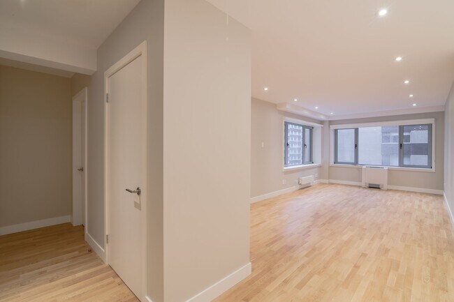 Photo - 3495 Rue De la Montagne Unité 306