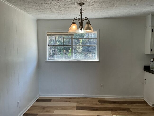 Photo - 5217 Owens Rd