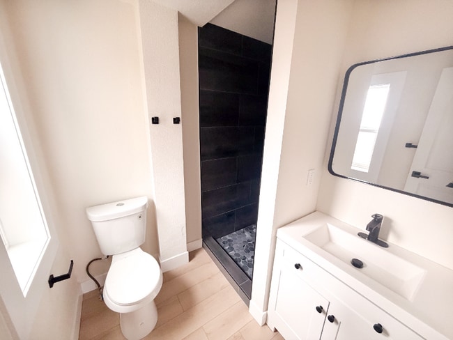 Photo - 1112 1/2 11th St