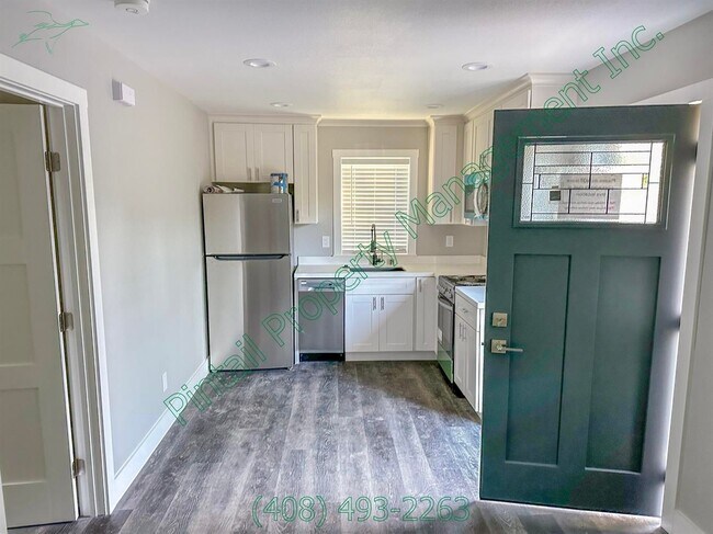 Photo - 756 N 11th St