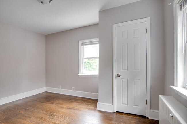 The Oaks Apartments