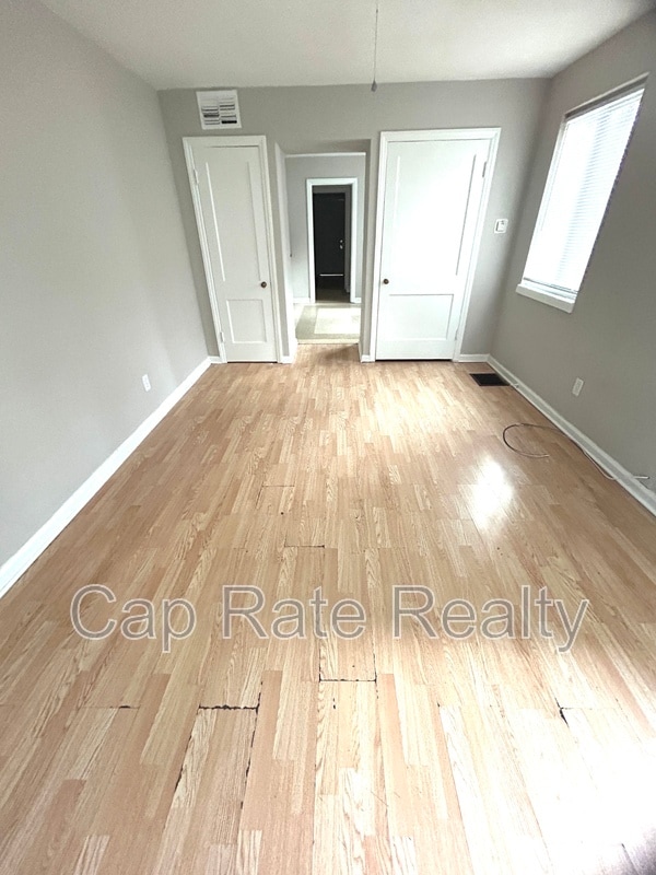 Photo - 1045 Loretta Ave